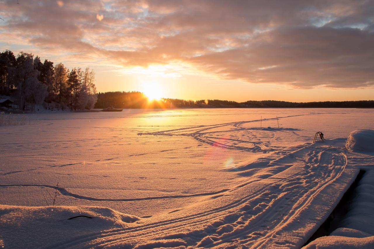 Lake Suite Family Lahti Bagian luar foto